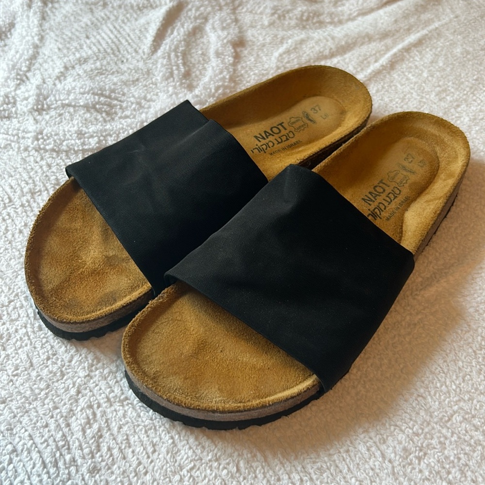 Naot black sandals